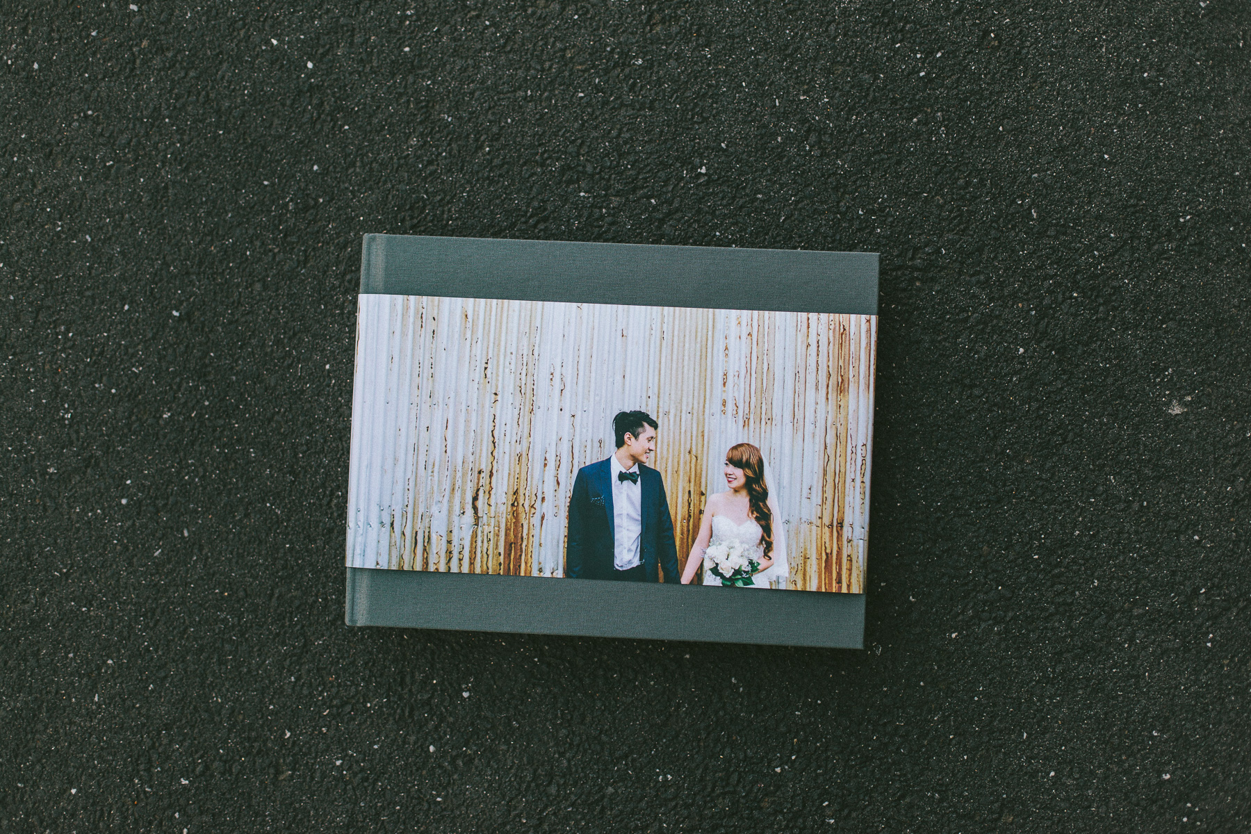Gold-and-Grit-Wedding-Albums-Melbourne-Indie-Wedding-Photography-1