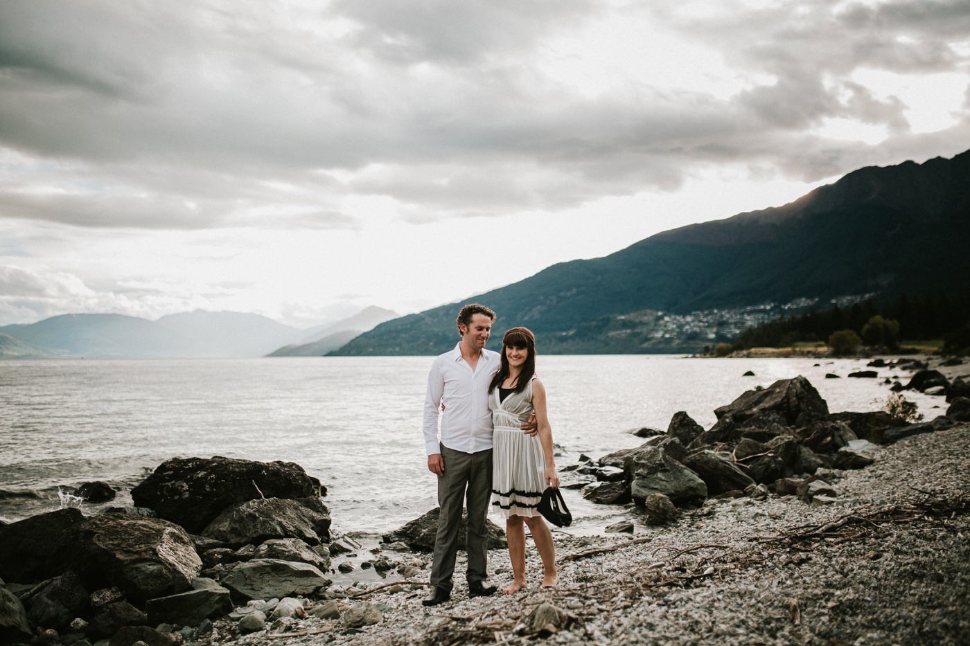 Relaxed-Natural-Sweet-New-Zealand-Queenstown-Engagement-Session_Melbourne-Wedding-Photography_6