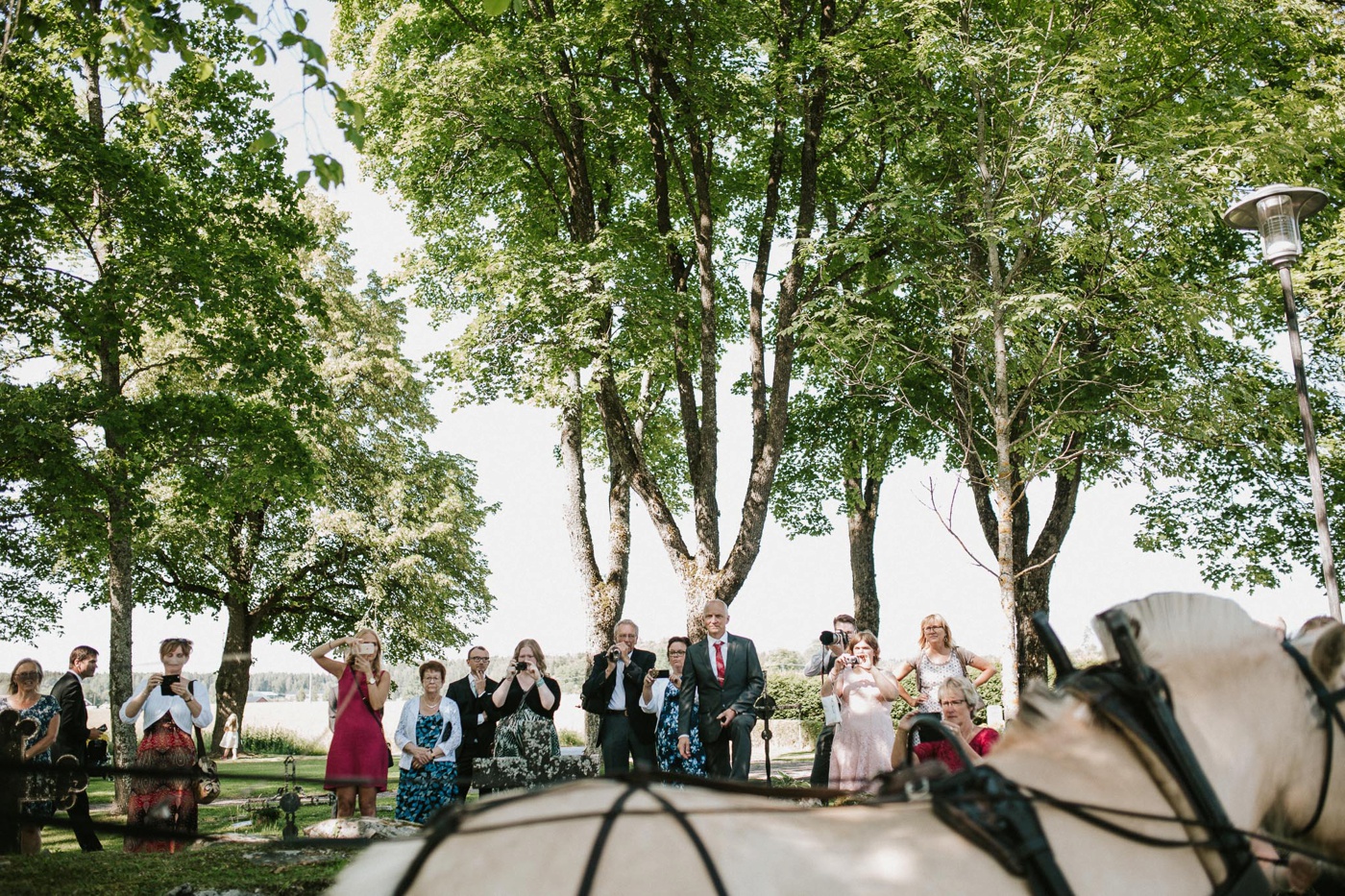 ceciliajoakim_sweden-countryside-summer-wedding_melbourne-fun-quirky-wedding-photography_30