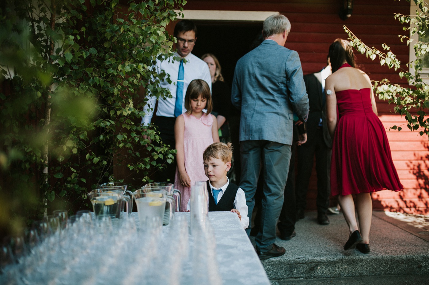 ceciliajoakim_sweden-countryside-summer-wedding_melbourne-fun-quirky-wedding-photography_57