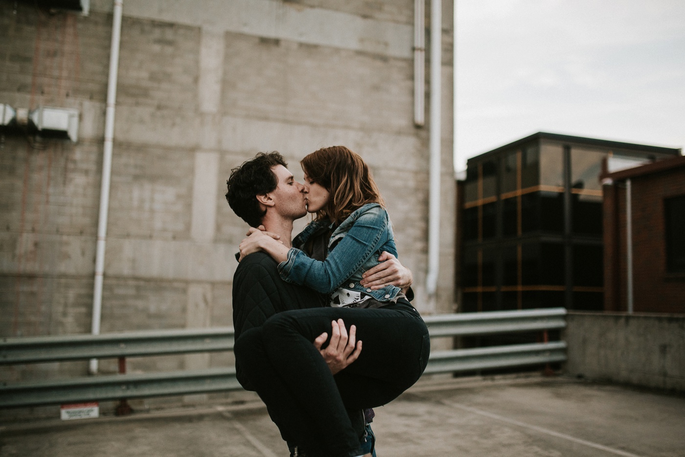 heli-alex_melbourne-fun-candid-gritty-relaxed-city-urban-couples-engagement-session_melbourne-wedding-photography_27