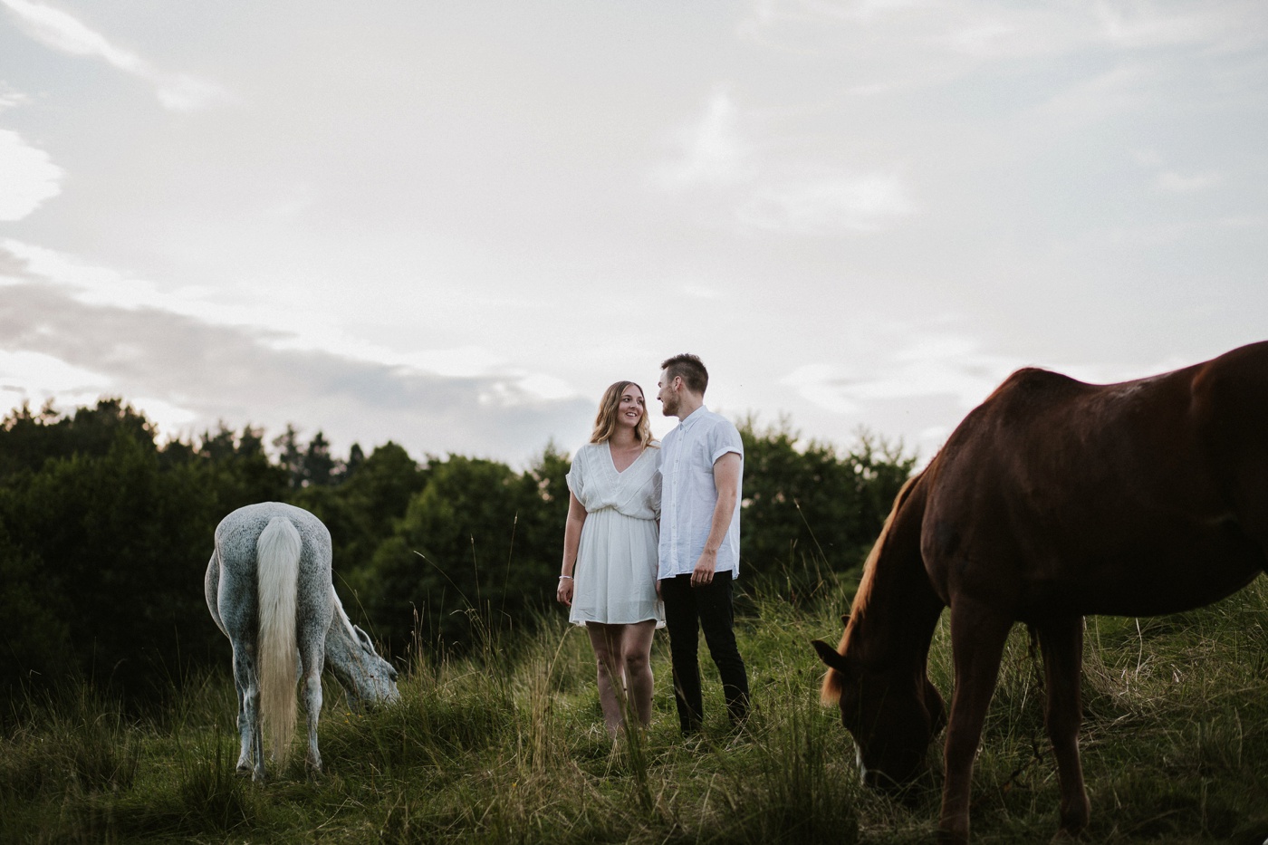 natalie-wictor_swedish-relaxed-candid-quirky-fun-engagement-session_11